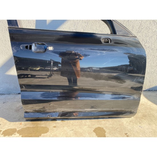 Usa dreapta fata VOLVO XC60 2023 32345931