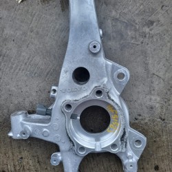 Steering Knuckle (Right, Front) VOLVO S90 V90 31682226