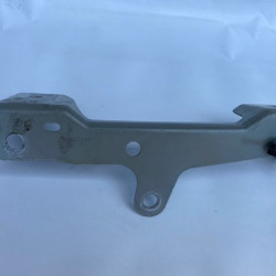 FRONT RIGHT DRIVER SIDE WING FENDER BRACKET MOUNT VOLVO XC40 2018+ 32277558