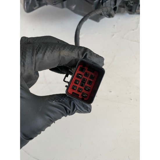Far dreapta xenon adaptiv RHD 9 PINI VOLVO S60 2010-2013 31299993 31420676
