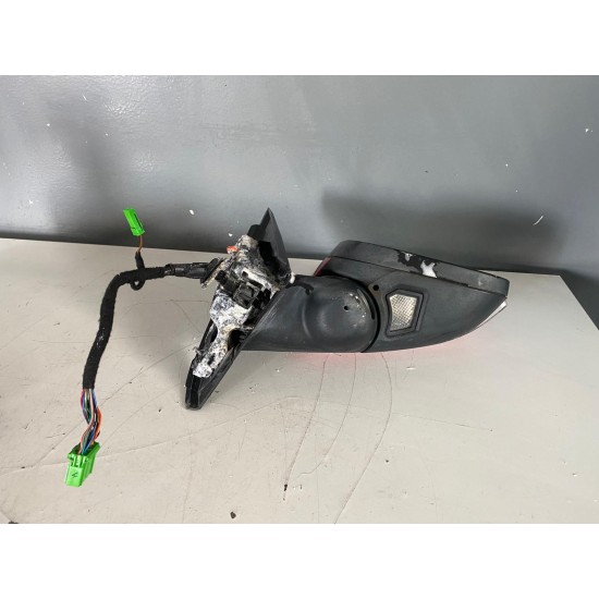 Right rearview mirror foldable with light memory and bliss14 wires VOLVO V60 S60 2010-2013 31385183 