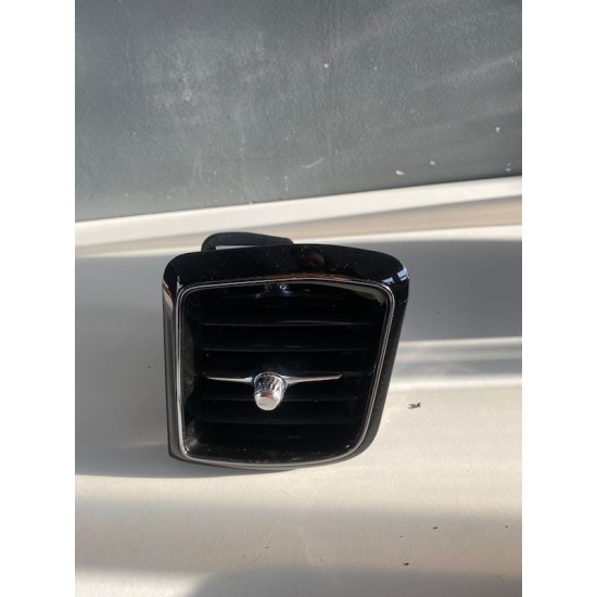 Ornament grila aer bord stanga VOLVO XC60 2018+ 31417691 31477272