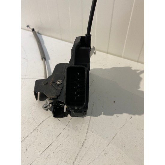 Broasca incuietoare usa fata dreapta Volvo C30 C70 S80 V50 V70 XC60 XC70 V60 31253658 