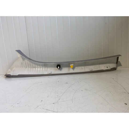 Right A-Pillar trim Volvo XC60 2014-2017 30721139 31354067