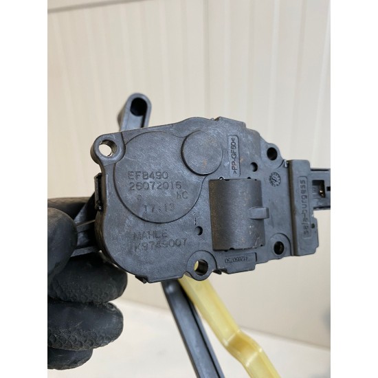 Heater regulator motor VOLVO XC60 V60 S60 V70 S80 XC70 V60CC 22092016 MAHLE K9749007 31497549