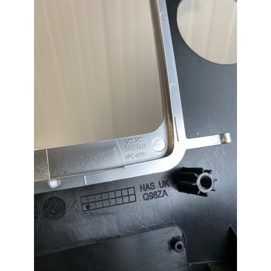 DASHBOARD CENTER TRIM PANEL VOLVO XC60 2017 1302415 31469643 31469972 31469166 