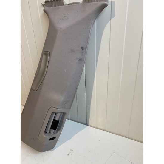 Right Side B-Pillar Trim Panel Upper VOLVO XC60 30721220 31354099