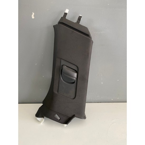 Stalp spate dreapta Volvo XC90 2015-2020 31377583