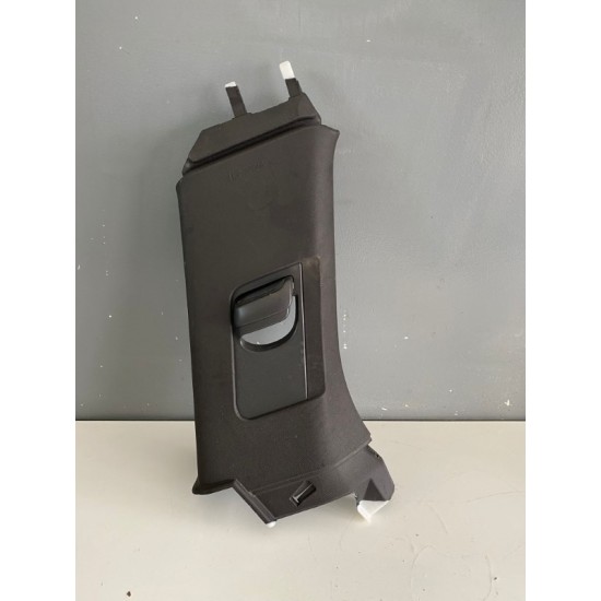 Stalp mijloc stanga Volvo XC90 2015-2020 31377582