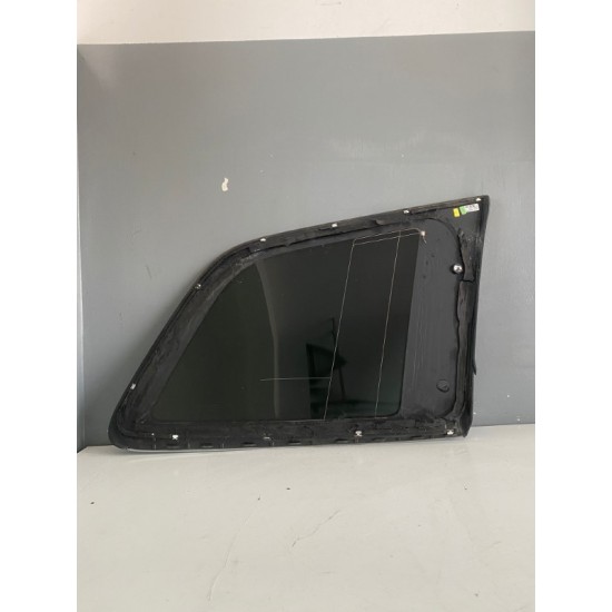 Geam stanga spate dublu securizat VOLVO XC90 2016+ 31371451 32206899 Geam stanga spate dublu securizat VOLVO XC90 2016+ 31371451 32206899