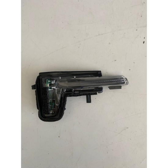 Semnalizare oglinda dreapta NOU Volvo S90 V90 XC90 XC60 V90CC 31385686 31402055