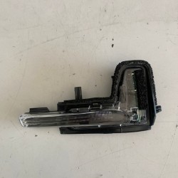 Semnalizare oglinda dreapta NOU Volvo S90 V90 XC90 XC60 V90CC 31385686 31402055