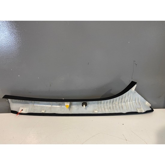 Ornament parbriz interior stalp stanga fata Volvo XC60 2013-2017 30721138