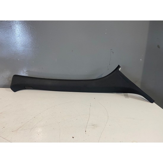 Ornament dreapta fata parbriz Volvo XC60 2013-2017 30721139 31354067