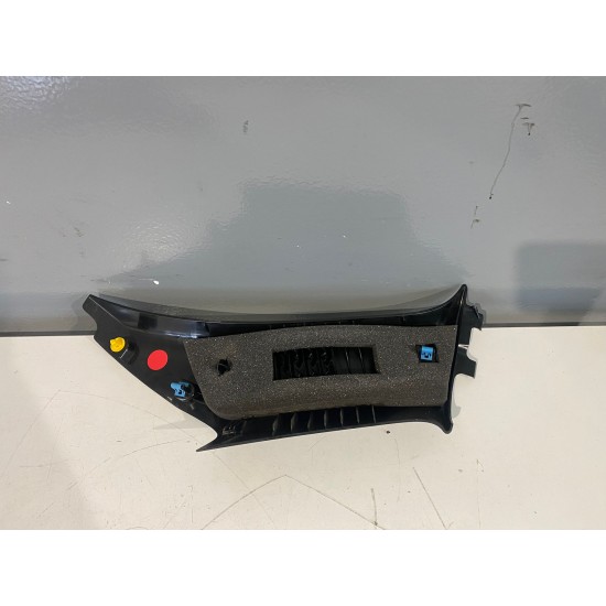 Panel left C-pillar VOLVO XC60 2013-2017 30721149 39806032 39820483