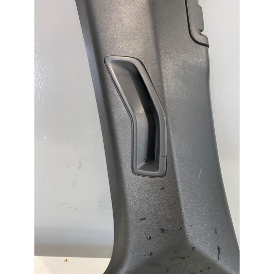 Ornament interior stanga centura mijloc B-pillar VOLVO XC60 30721145 39805190 Ornament interior stanga centura mijloc B-pillar VOLVO XC60 30721145 39805190