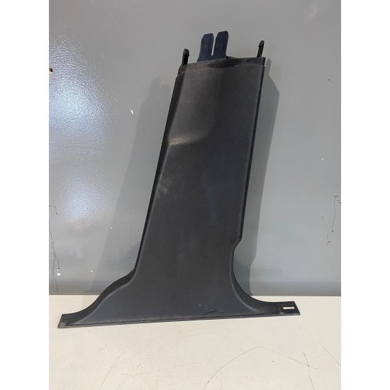 Ornament interior stalp central dreapta jos B-pillar VOLVO XC60 39818029 30721219 6841932