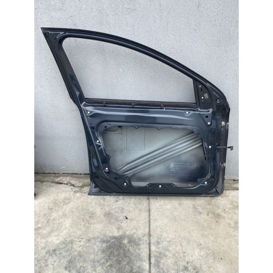 Usa stanga fata Volvo XC60 2013-2017 31297127 31457126