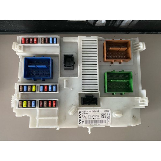 Fuse box Volvo S80 V70 XC70 2014-2016 31314866