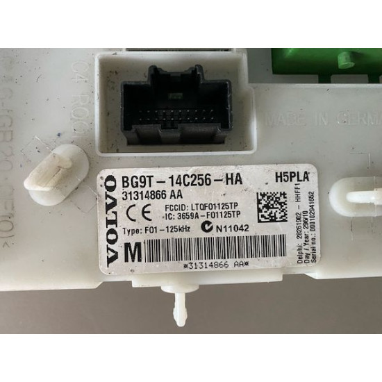 Fuse box Volvo S80 V70 XC70 2014-2016 31314866