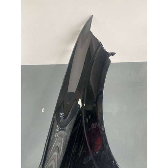 Aripa dreapta fata VOLVO XC60 2018-2023 32297442