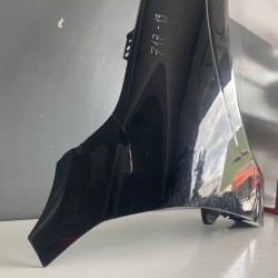 Aripa dreapta fata VOLVO XC60 2018-2023 32297442