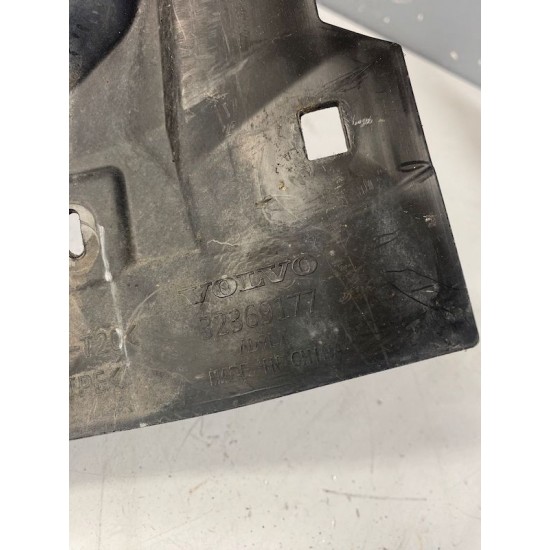 Aparatoare noroi dreapta fata VOLVO S90 V90 V90CC XC90 XC60 32369177
