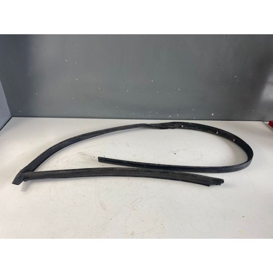 Cheder prag stanga VOLVO XC60 2018+ 32378543 31108805/06