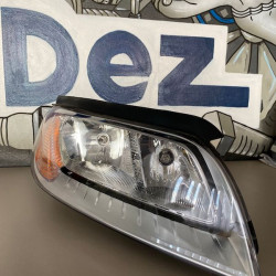 Right Headlight Volvo S80 V70 XC70 31214354