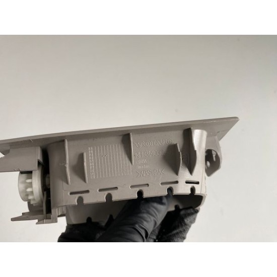 Ornament grila ventilatie aer dreapta VOLVO XC60 2018+ 31403240