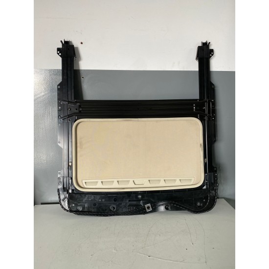 Roof hatch Volvo V60 S60 2010-2017 31385990 31299225 39800563 Roof hatch Volvo V60 S60 2010-2017 31385990 31299225 39800563
