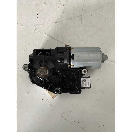 Electric motor roof hatch VOLVO S60 2010-2017 31283958 Electric motor roof hatch VOLVO S60 2010-2017 31283958