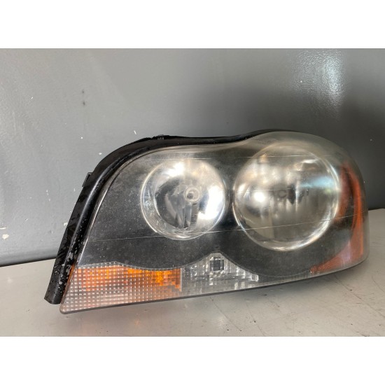 Far stanga fata halogen RHD Volvo XC90 2003-2007 30678178 30784151 Far stanga fata halogen RHD Volvo XC90 2003-2007 30678178 30784151