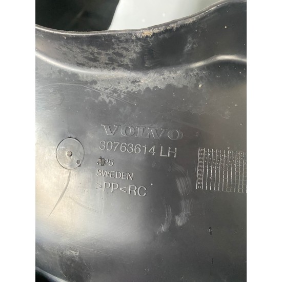 Front left mudguard wheel arch liner VOLVO XC90 30763614 Front left mudguard wheel arch liner VOLVO XC90 30763614