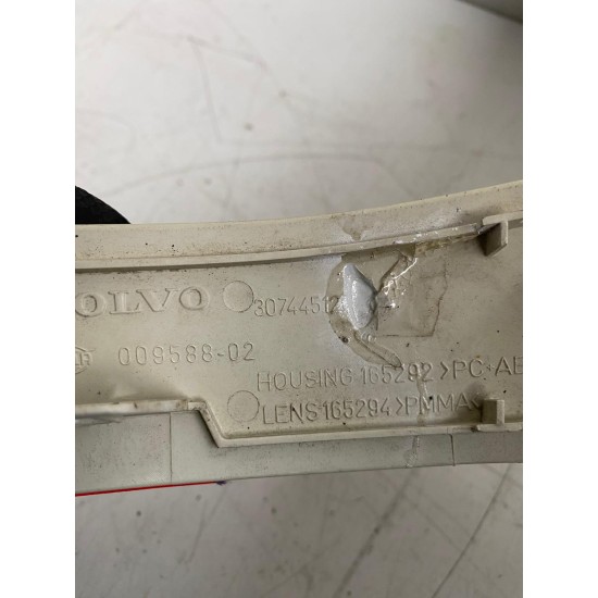 Rear bumper right reflector VOLVO XC70 2008-2016 30744512