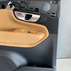 Fata usa stanga spate Volvo XC90 2016 31393115 31490408
