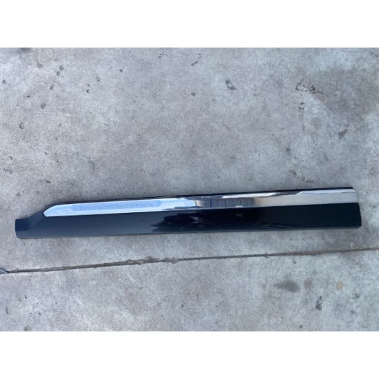 Bandou ornament usa stanga fata Volvo XC90 2015+ Incription 31448427/31448417 