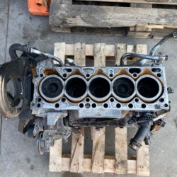 Engine block VOLVO XC70 2012 D5244T15 36001935