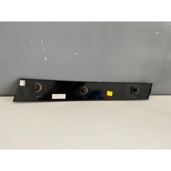 Ornament usa spate dreapta VOLVO XC90 2016+ 31349843