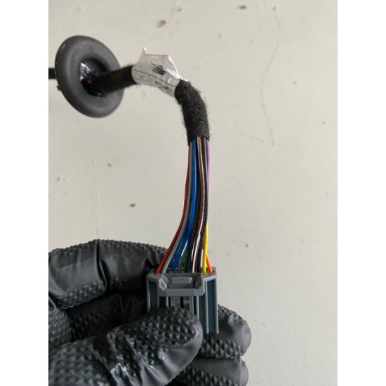 Right rear view mirror electroheliomate 14 wires Volvo XC90 2016 31385658 Right rear view mirror electroheliomate 14 wires Volvo XC90 2016 31385658