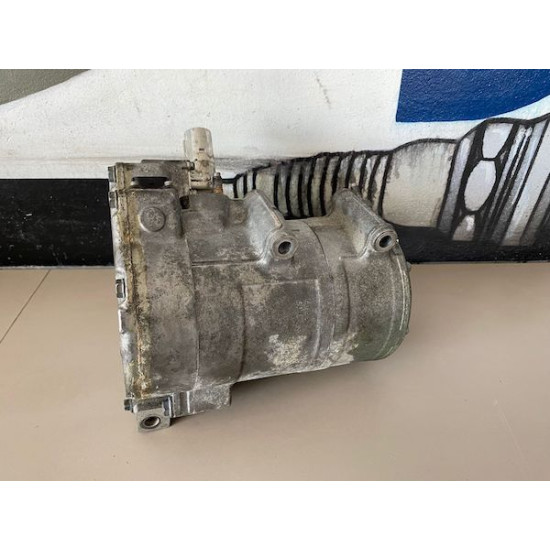 Compressor Volvo V60 D6 Hybrid 2014-2017 36012859