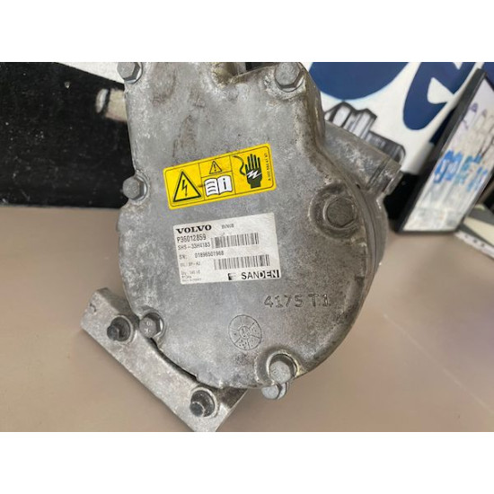 Compressor Volvo V60 D6 Hybrid 2014-2017 36012859