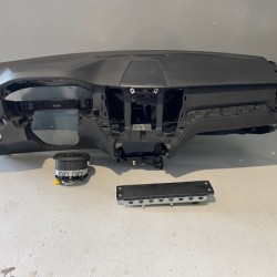 Kit plansa de bord cu 3 airbag-uri VOLVO XC60 2018+ 31417557