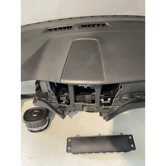 Kit plansa de bord cu 3 airbag-uri VOLVO XC60 2018+ 31417557