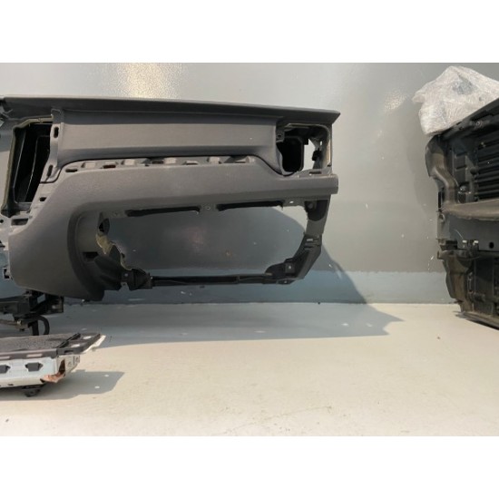 Kit plansa de bord cu 3 airbag-uri VOLVO XC60 2018+ 31417557