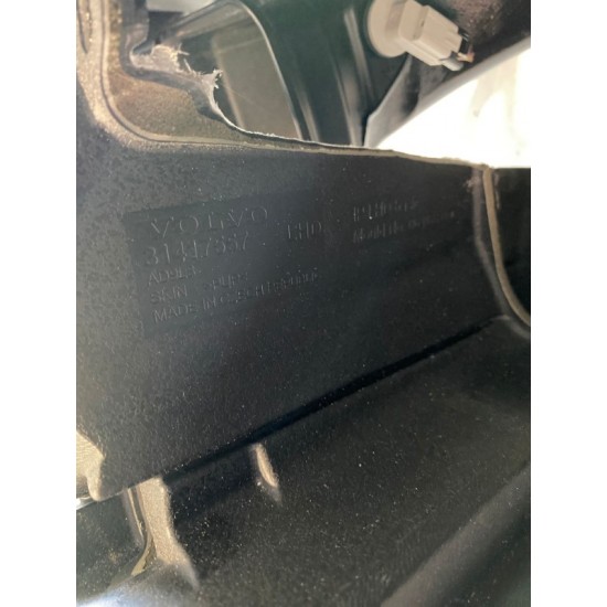 Kit plansa de bord cu 3 airbag-uri VOLVO XC60 2018+ 31417557 Kit plansa de bord cu 3 airbag-uri VOLVO XC60 2018+ 31417557