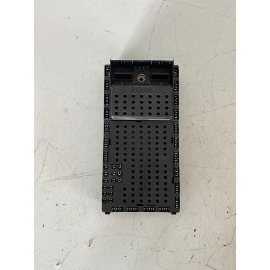 Fuse box VOLVO V70 S60 S80 8645729 8676286 Fuse box VOLVO V70 S60 S80 8645729 8676286