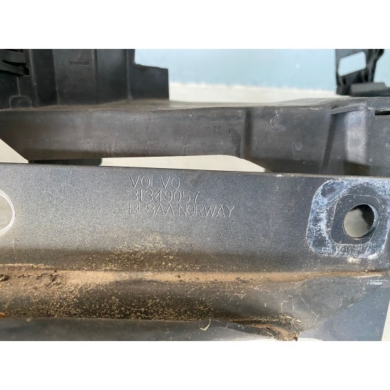 Radiator support slam panel with front bumper reinforcement Volvo V60 D6 Hybrid 31416114 Radiator support slam panel with front bumper reinforcement Volvo V60 D6 Hybrid 31416114
