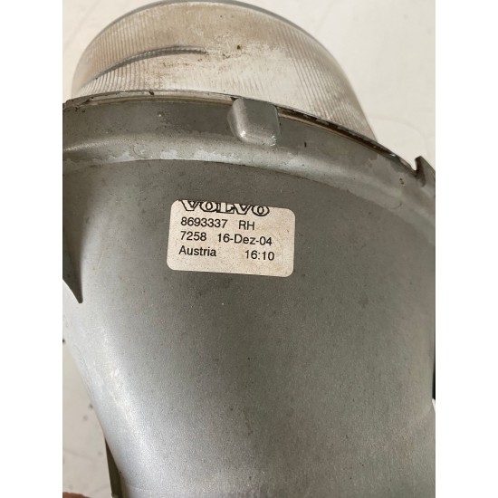 Proiector dreapta fata VOVLO S60 FACELIFT 8693337 Proiector dreapta fata VOVLO S60 FACELIFT 8693337