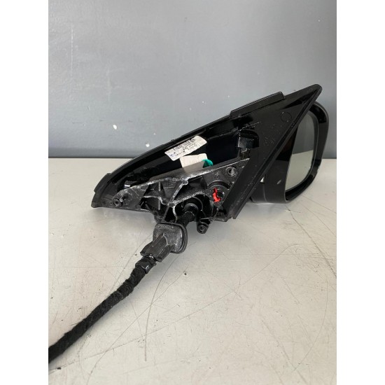Oglinda dreapta electroheliomata cu rabatare bec memorie 13 fire VOLVO V60 31402593 31402649